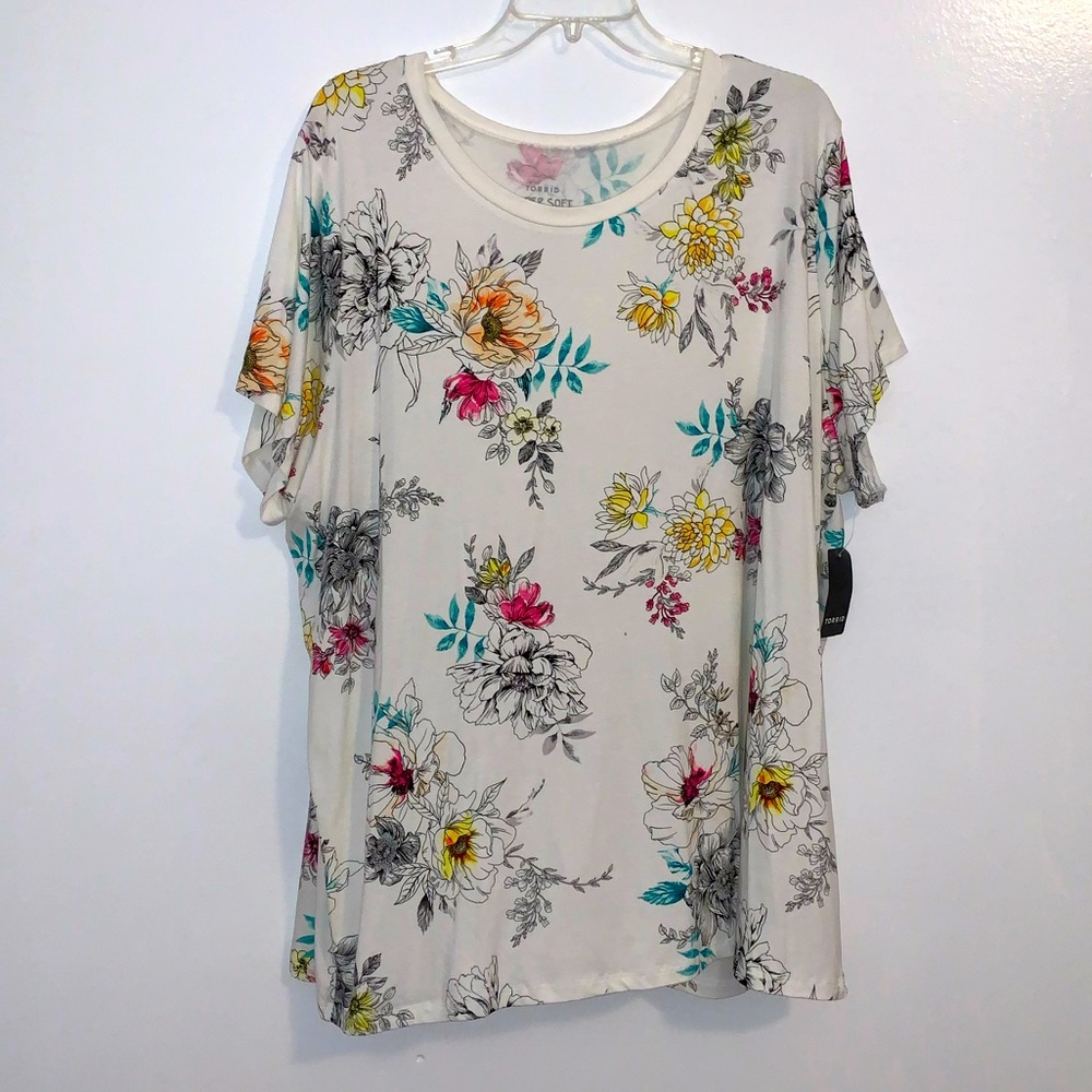 NWT Torrid Super Soft White Floral Tee